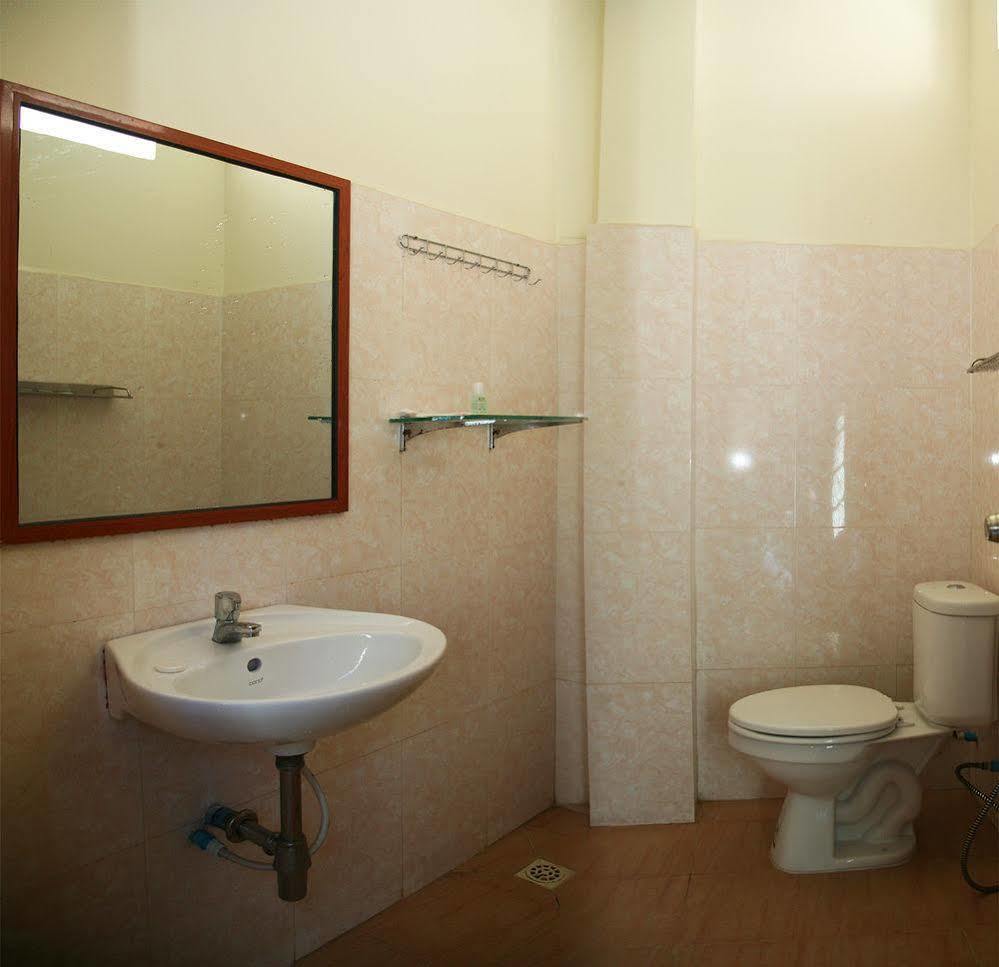 Mk City Hotel Сіануквіль Екстер'єр фото